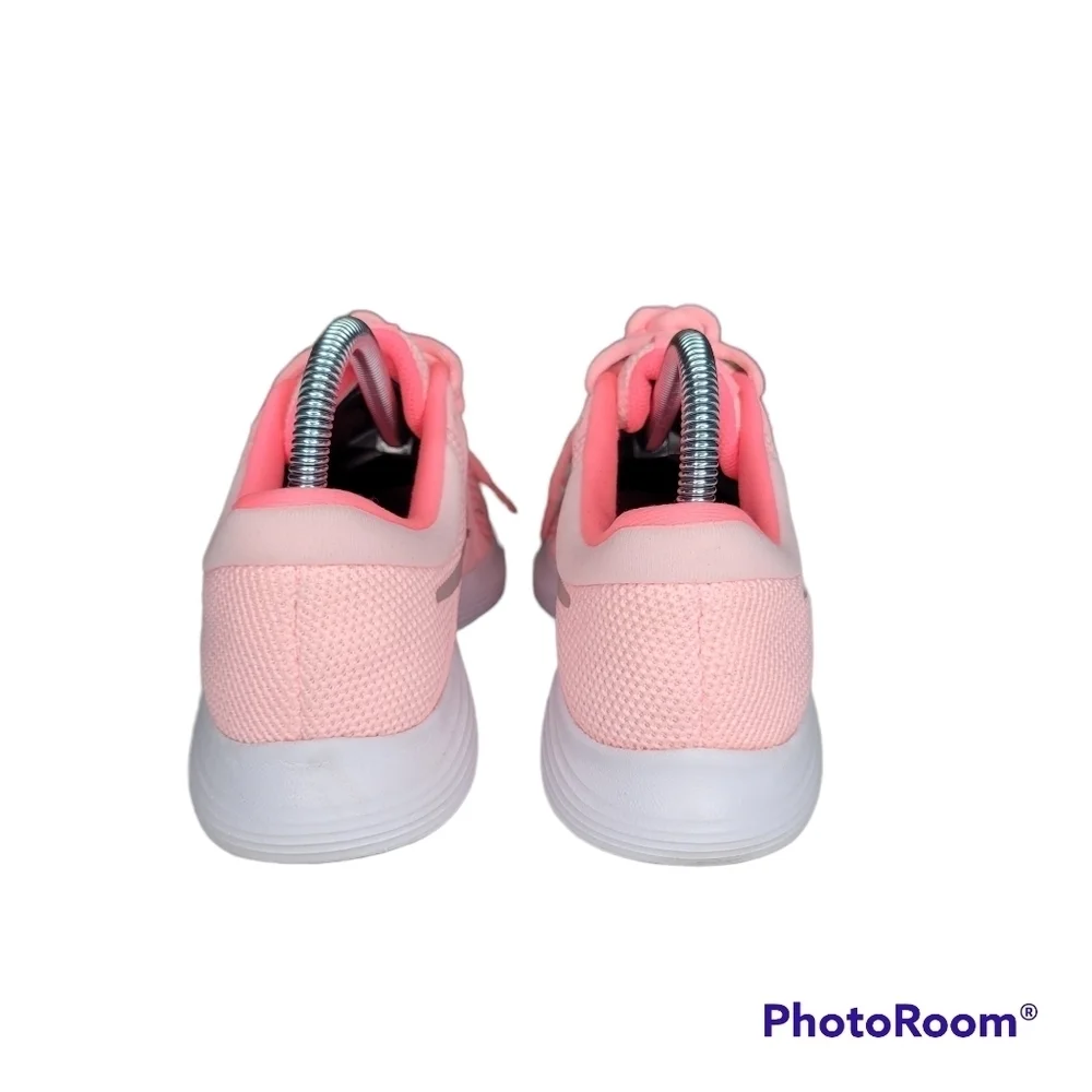 NIKE Girls Revolution 4 Sneakers - Picture 6 of 9